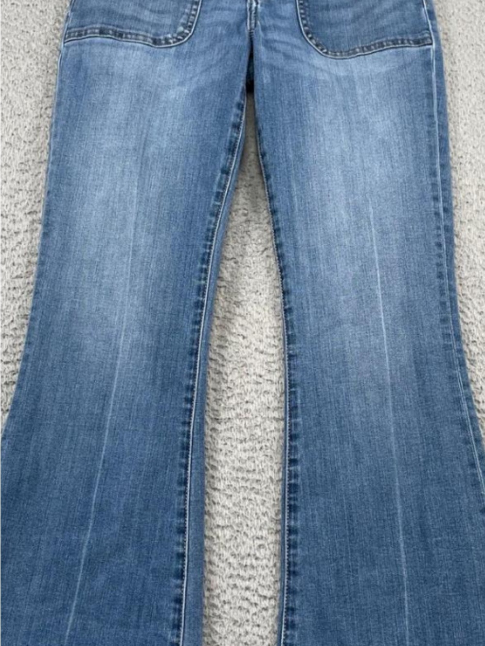 Lucky Brand Women's Light-Medium Blue Flare Jeans